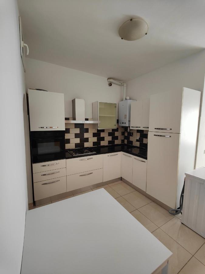 Amabilis Apartment